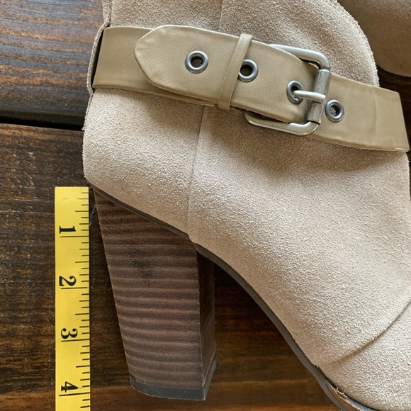 Jessica Simpson Beige Suede Booties - Picture 4 of 4